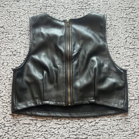 KIRIOUS Black Leather Top - Picture 2 of 10